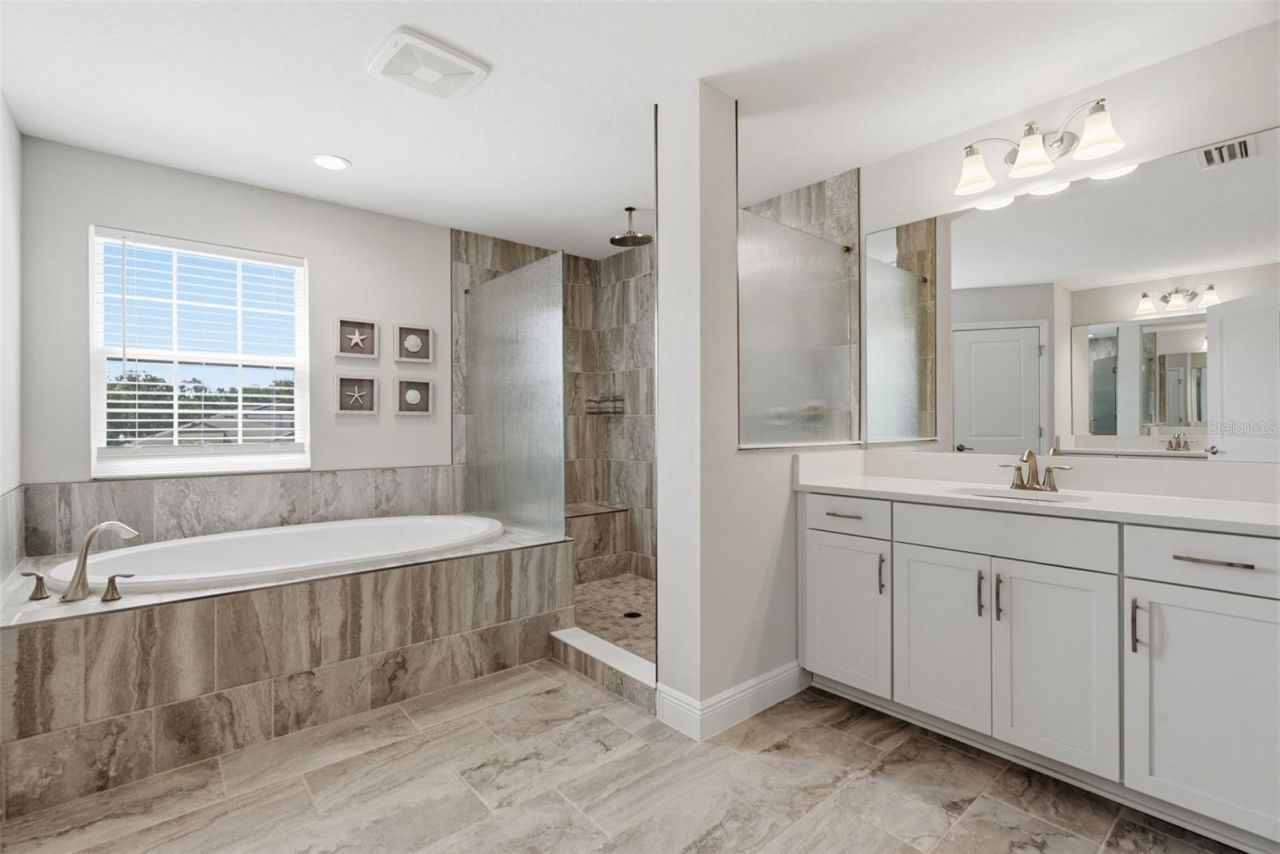 12970 Steed Trace Loop, Lithia, FL 33547 Photo