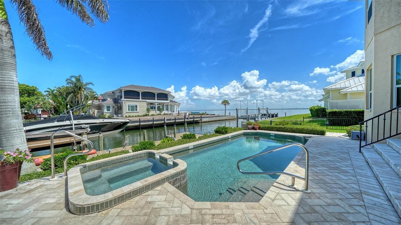 657 Halyard Lane, Longboat Key, FL 34228 Photo