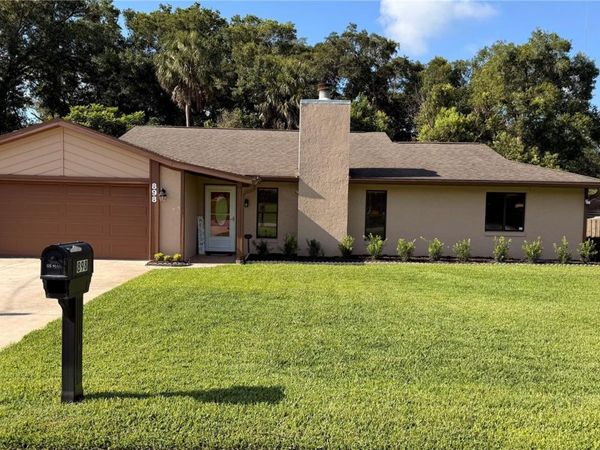 898 CRITTENDEN AVENUE, ORANGE CITY, FL 32763