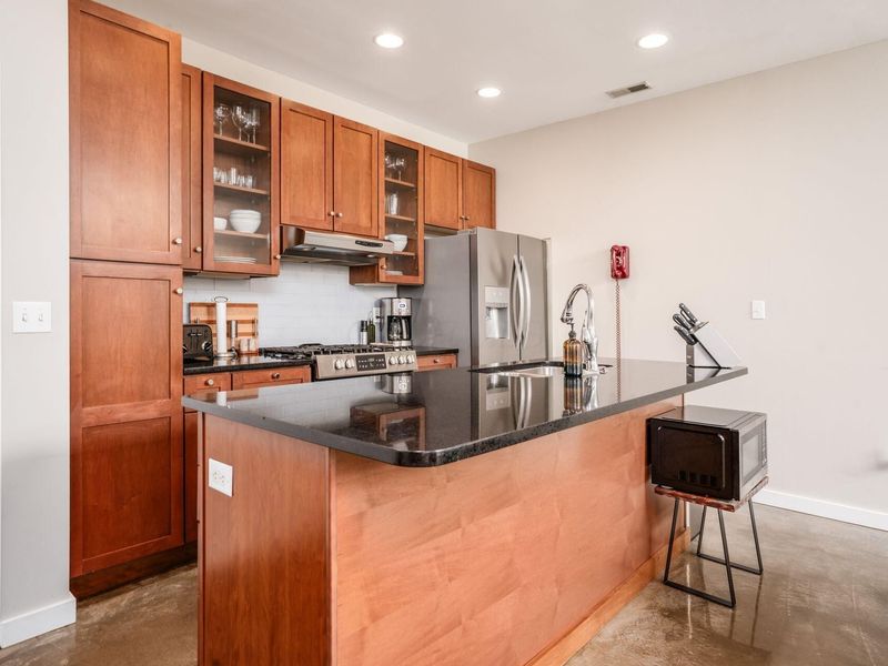 742 N Pearl Street, Columbus, OH 43215 Photo 7