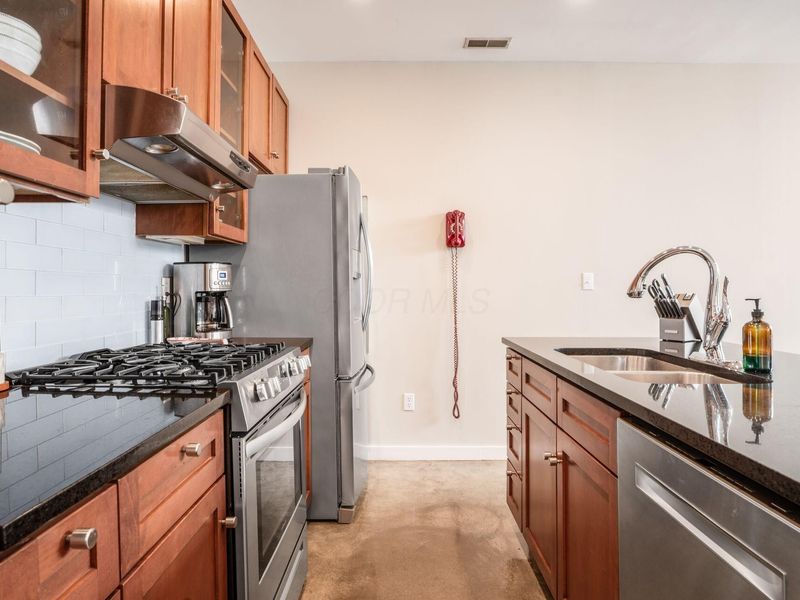 742 N Pearl Street, Columbus, OH 43215 Photo 9