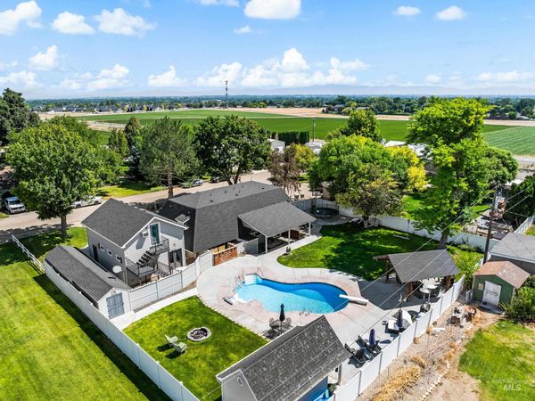 203 Melba Dr, Nampa, ID 83686
