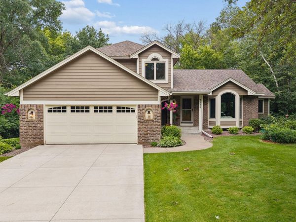 5676 Nelmark Avenue NE, Saint Michael, MN 55376