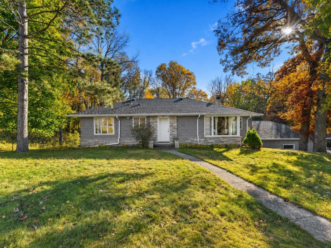 14623 Orchard Road  Minnetonka, MN 55345