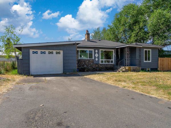 44 E Graves Rd, Spokane, WA 99218