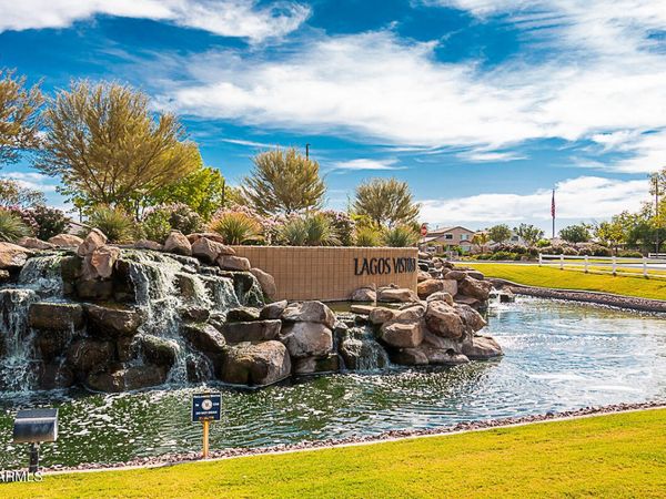 642 E TORREY PINES Place, Chandler, AZ 85249