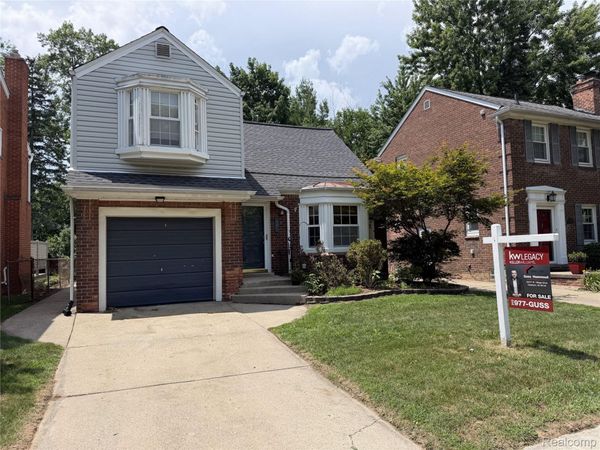 643 N Rosevere Avenue, Dearborn, Mi 48128