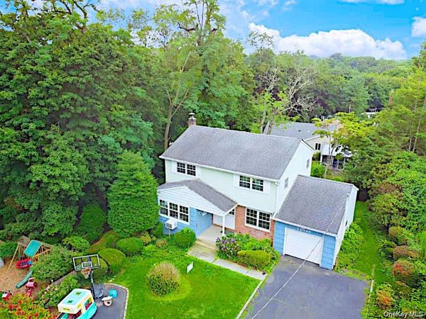 7 Locust Street, Glen Head, NY 11545
