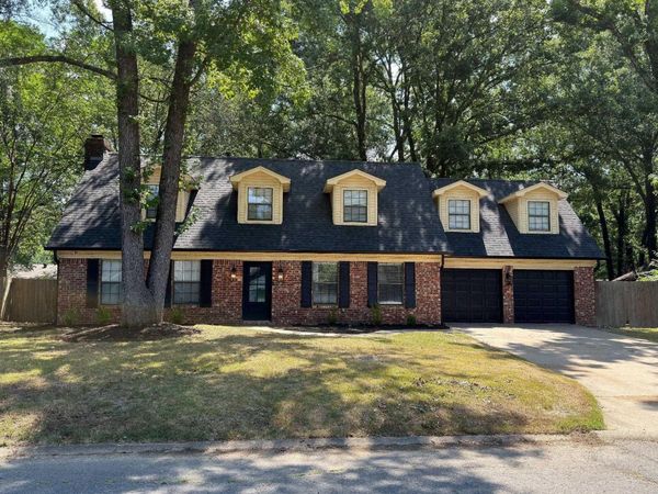 10 Woodbridge Drive, Conway, AR 72034