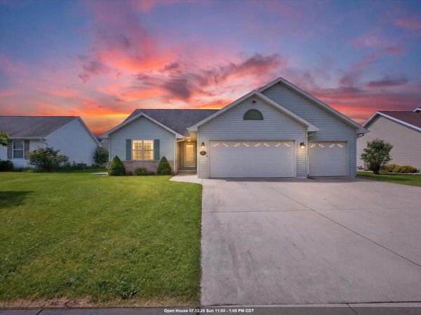 810 KILLARNY TRAIL, De Pere, WI 54115