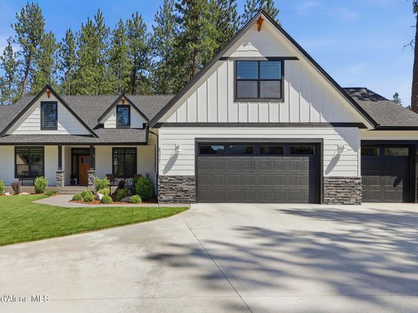 2065 E Plaza CT , Post Falls, ID 83854