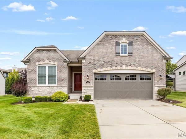89 Alta Mira Court, O'Fallon, MO 63368