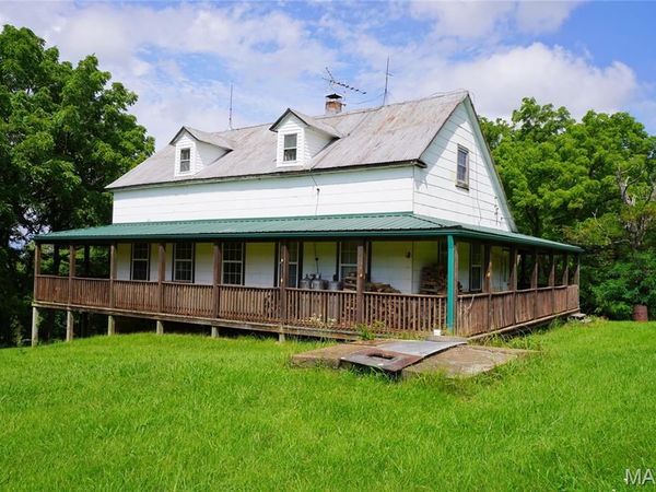 1971 Epple Road , Hermann, MO 65041