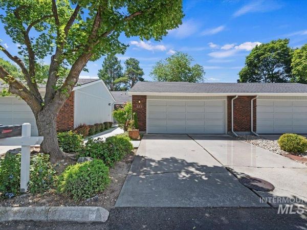 275 W Arrowrock Ln, Boise, ID 83706