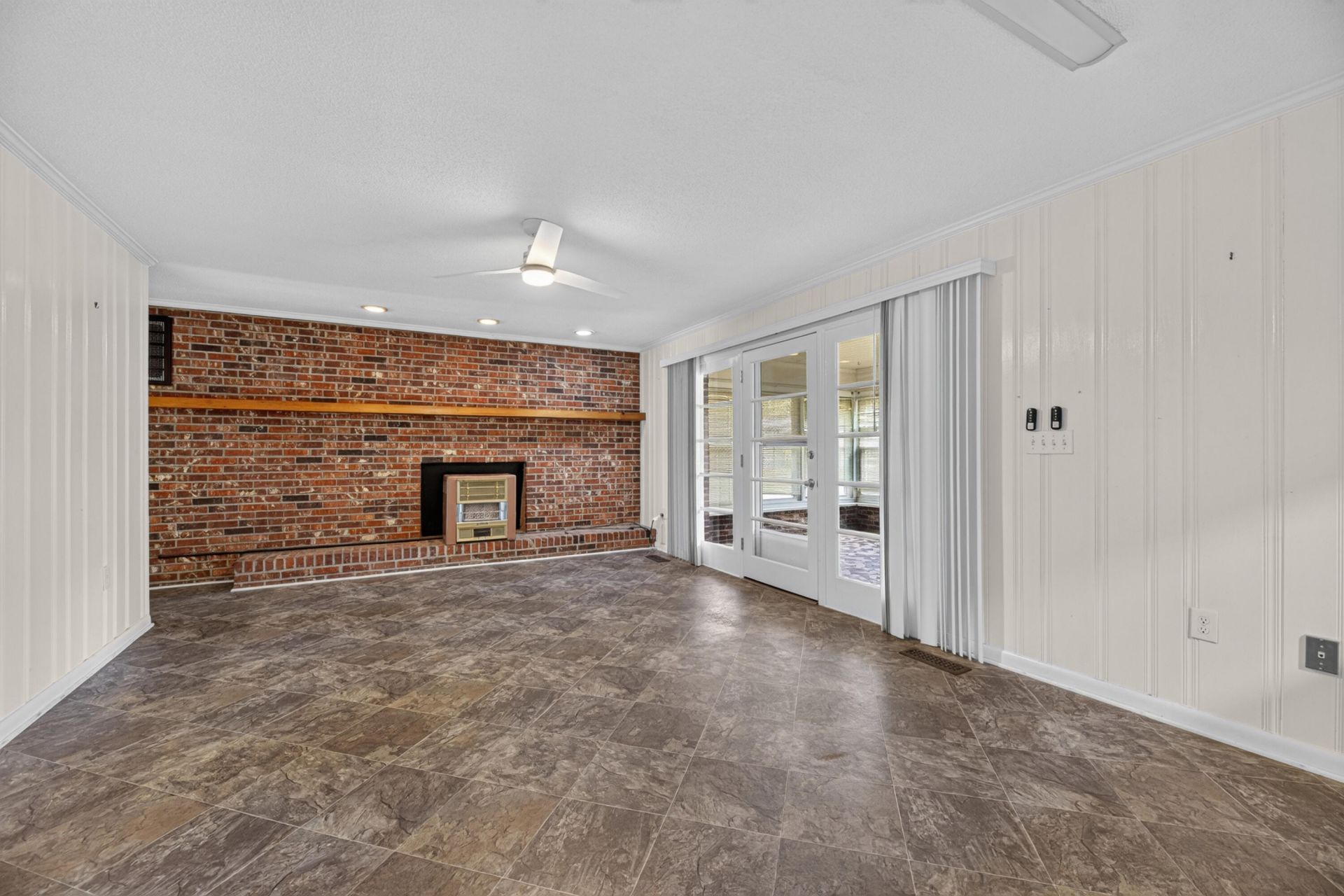 1793 Forest Drive Photo 15