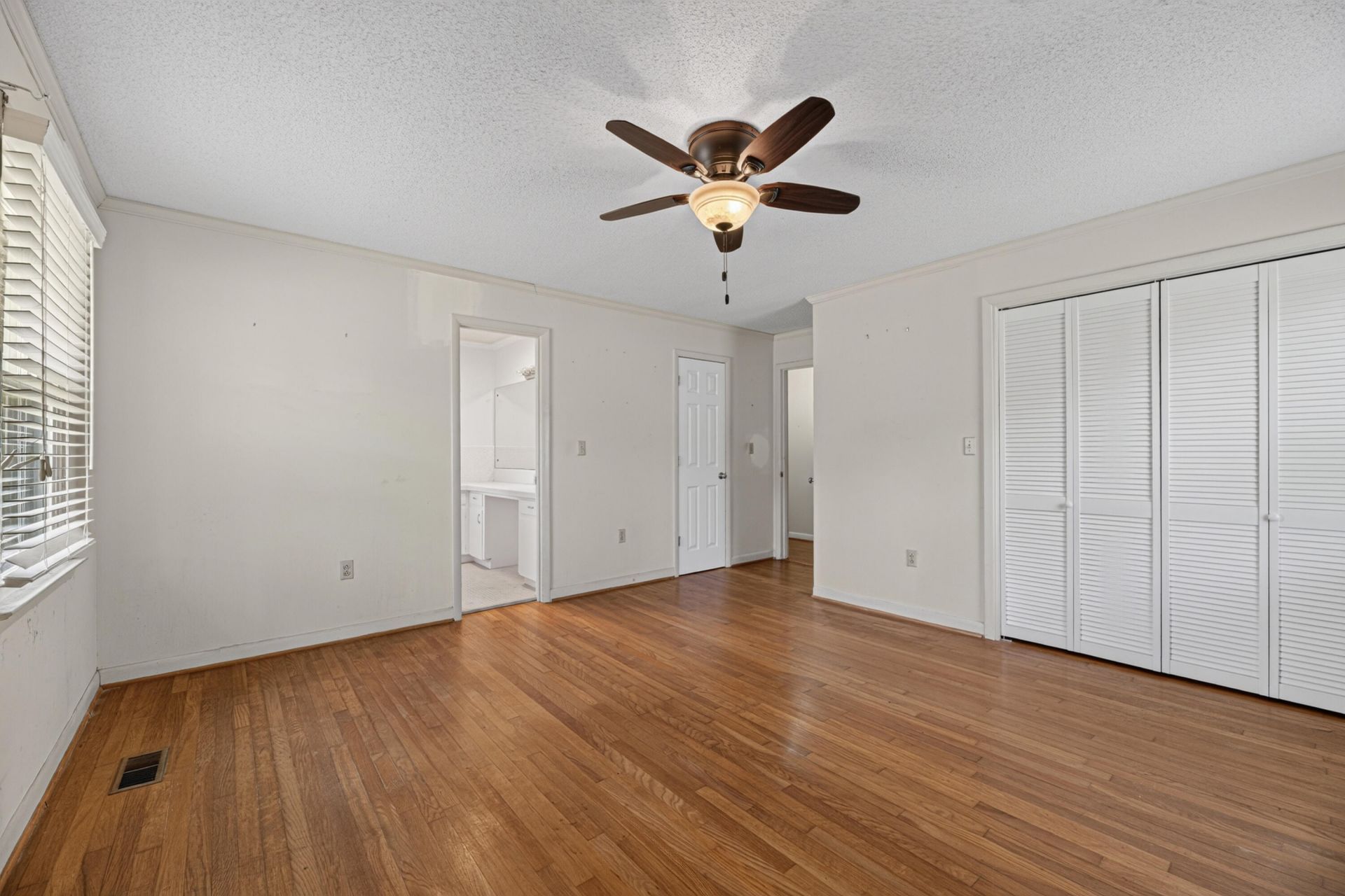 1793 Forest Drive Photo 28