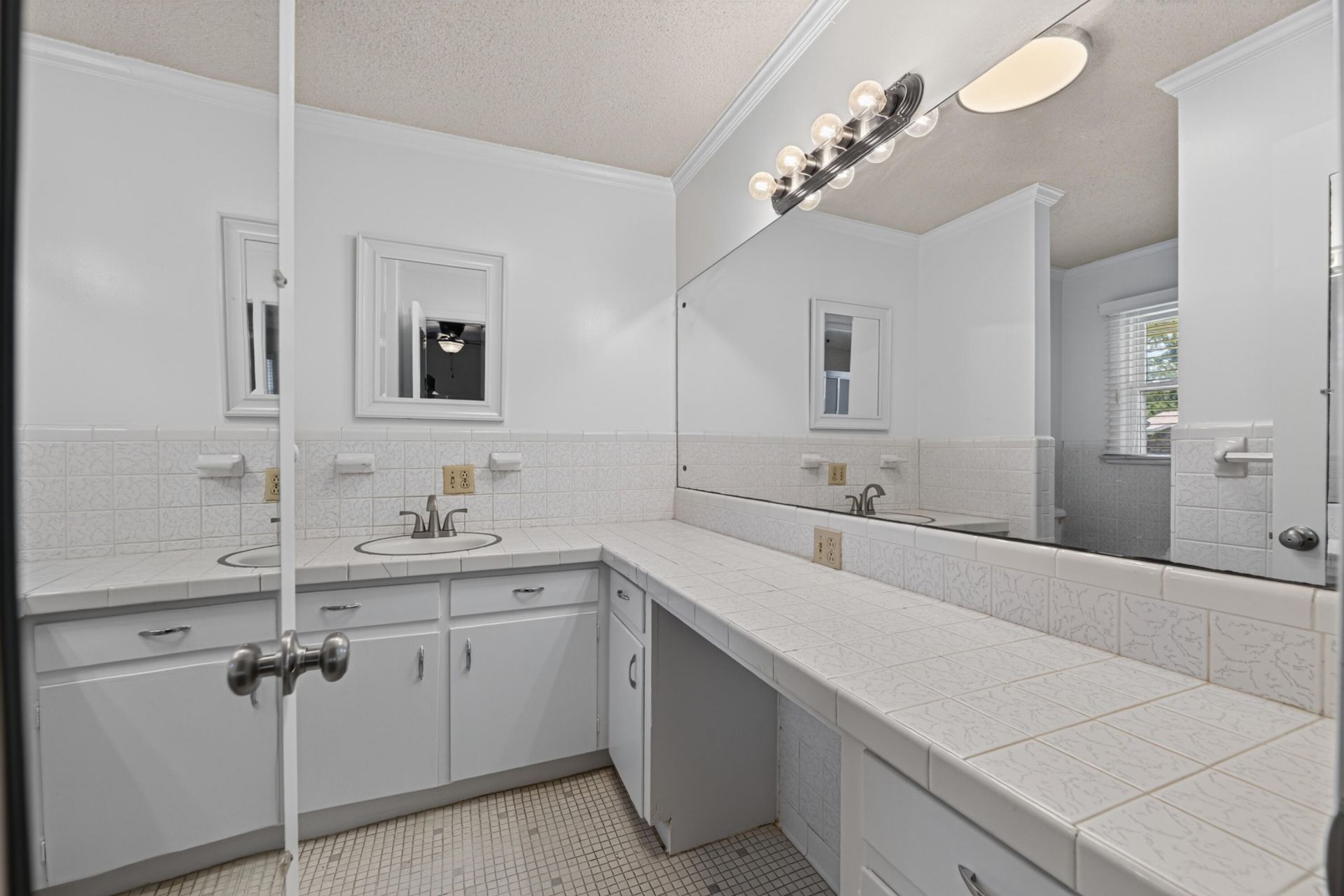 1793 Forest Drive Photo 29
