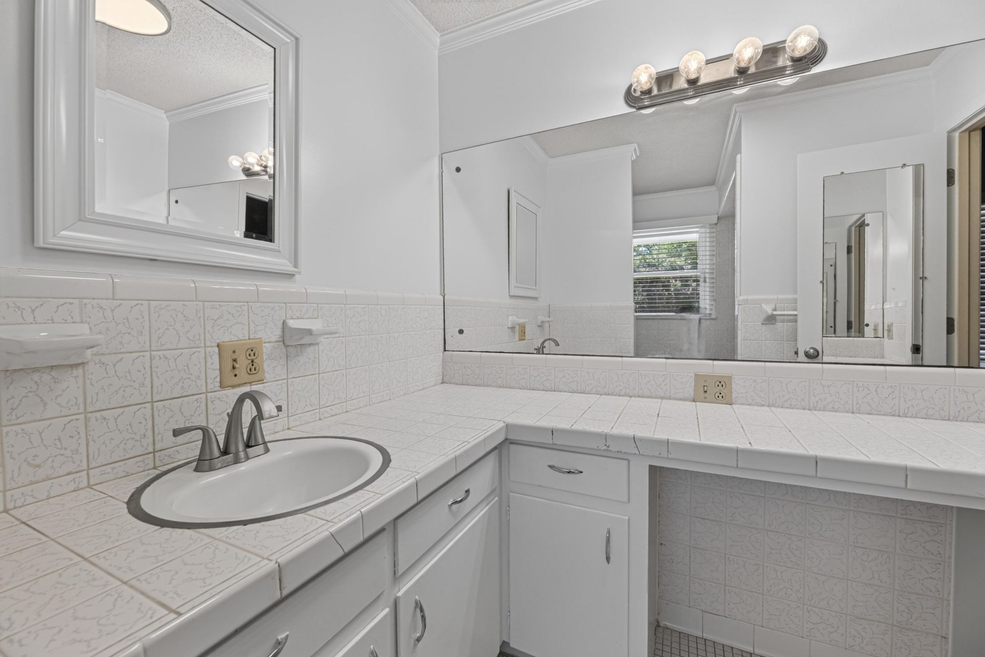 1793 Forest Drive Photo 30