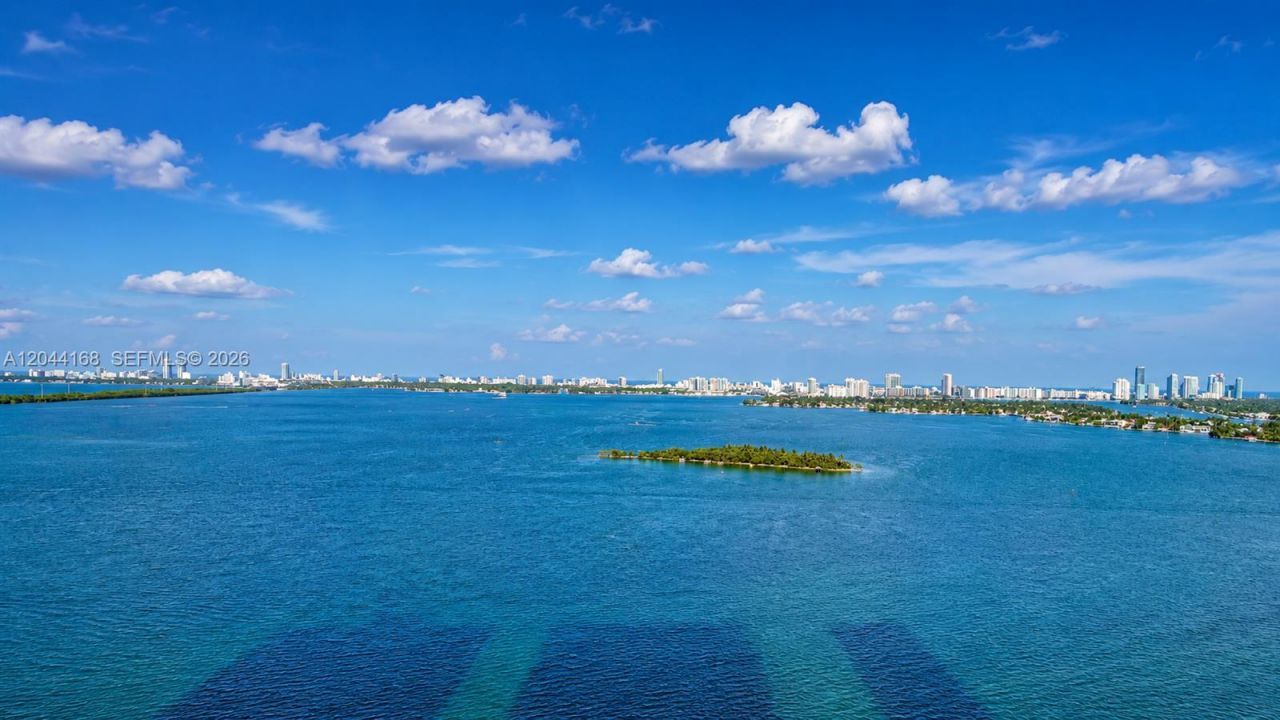 700 NE 23rd St , Unit 2304, Miami, FL 33137 Photo