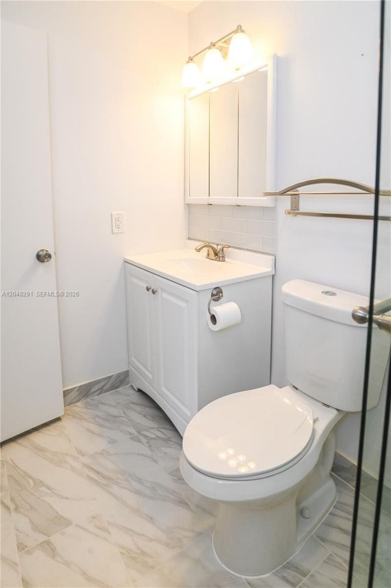 130 Cypress Club Dr, Unit 324, Pompano Beach, FL 33060 Photo