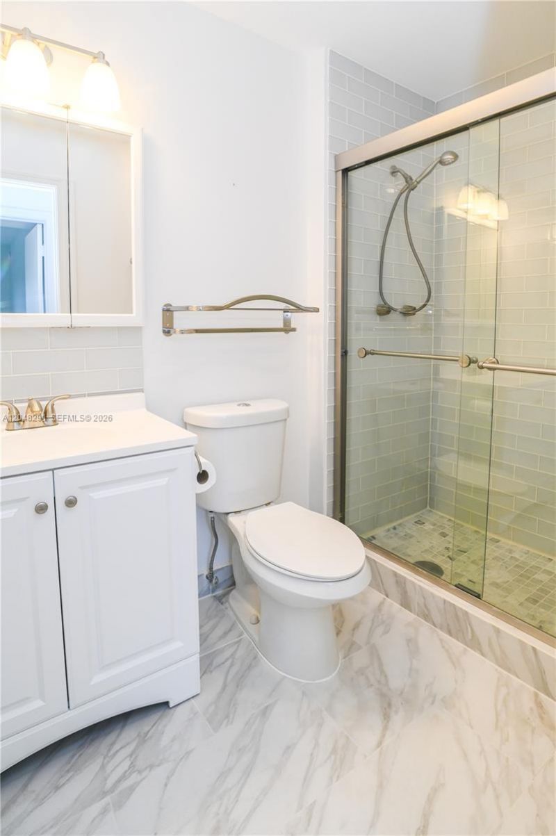 130 Cypress Club Dr, Unit 324, Pompano Beach, FL 33060 Photo