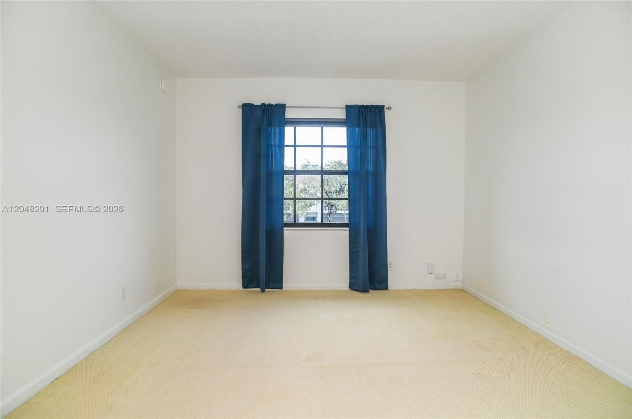 130 Cypress Club Dr, Unit 324, Pompano Beach, FL 33060 Photo