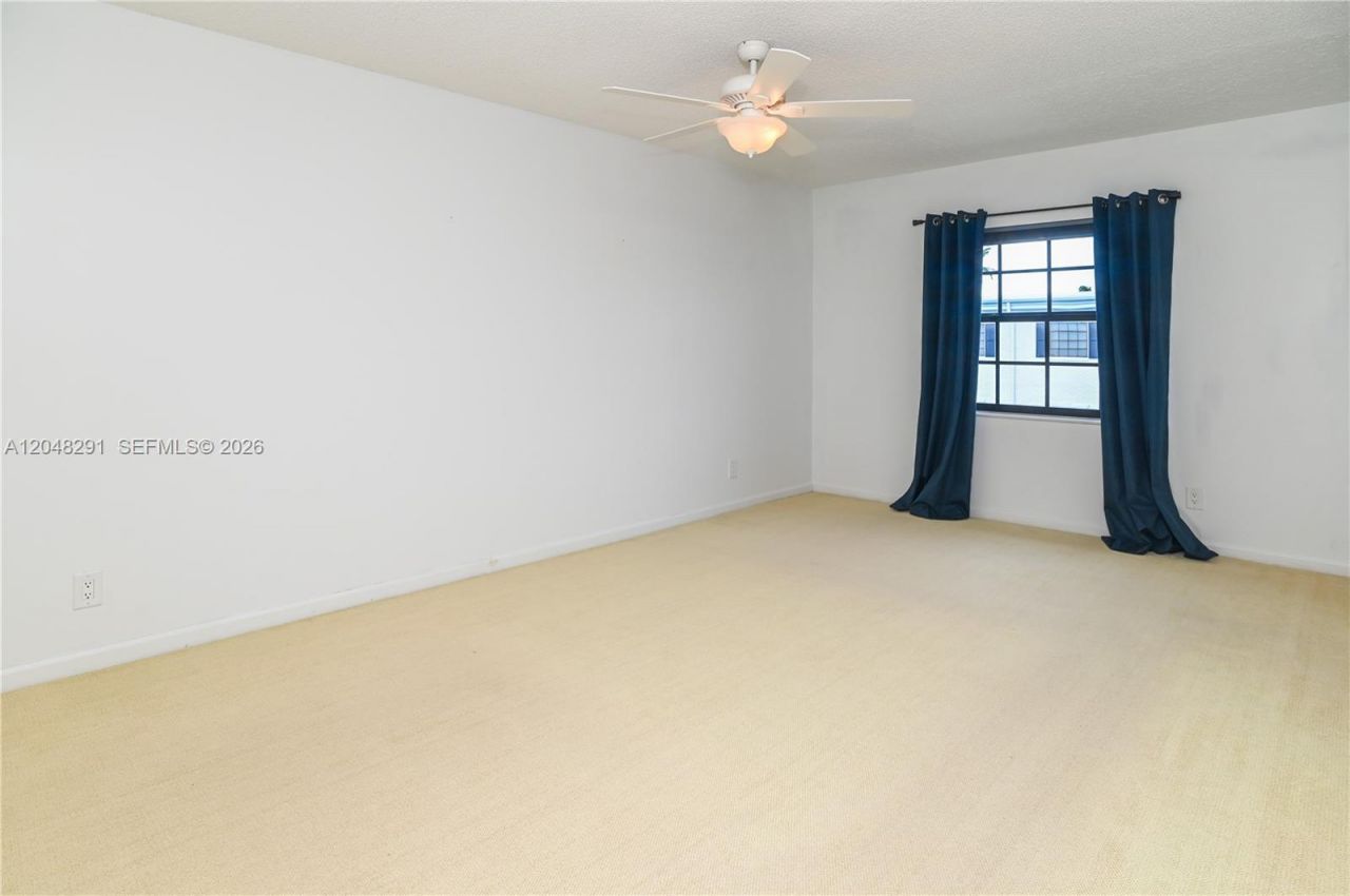 130 Cypress Club Dr, Unit 324, Pompano Beach, FL 33060 Photo
