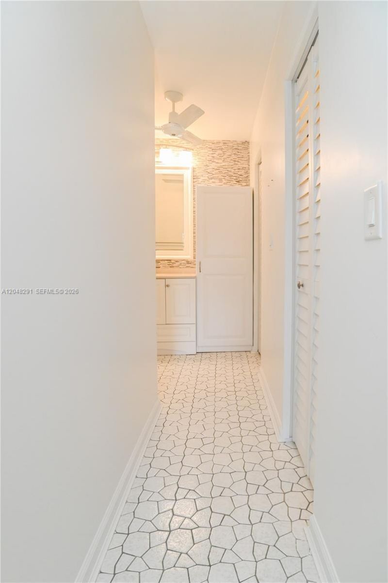 130 Cypress Club Dr, Unit 324, Pompano Beach, FL 33060 Photo