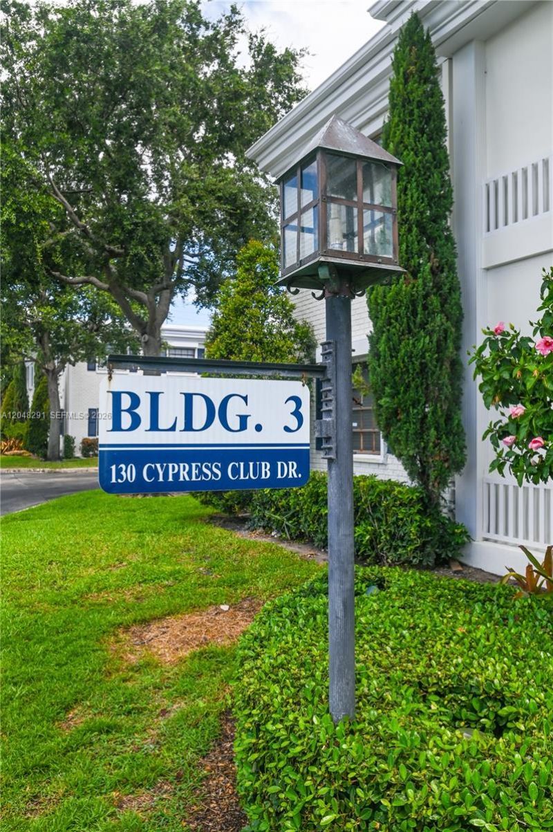 130 Cypress Club Dr, Unit 324, Pompano Beach, FL 33060 Photo
