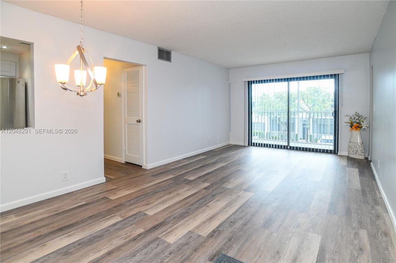 130 Cypress Club Dr, Unit 324, Pompano Beach, FL 33060 Photo