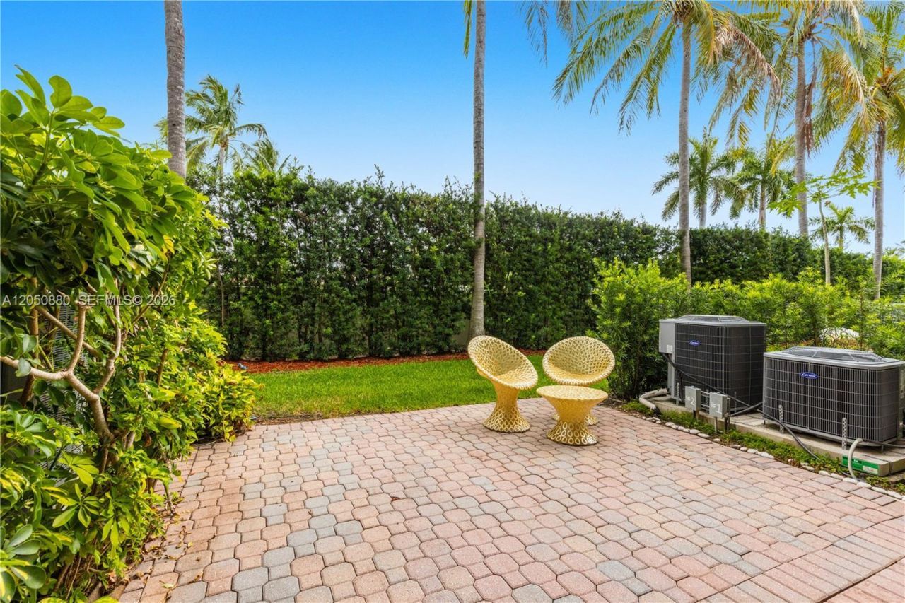 21399 Marina Cove Cir, Unit M-15, Aventura, FL 33180 Photo