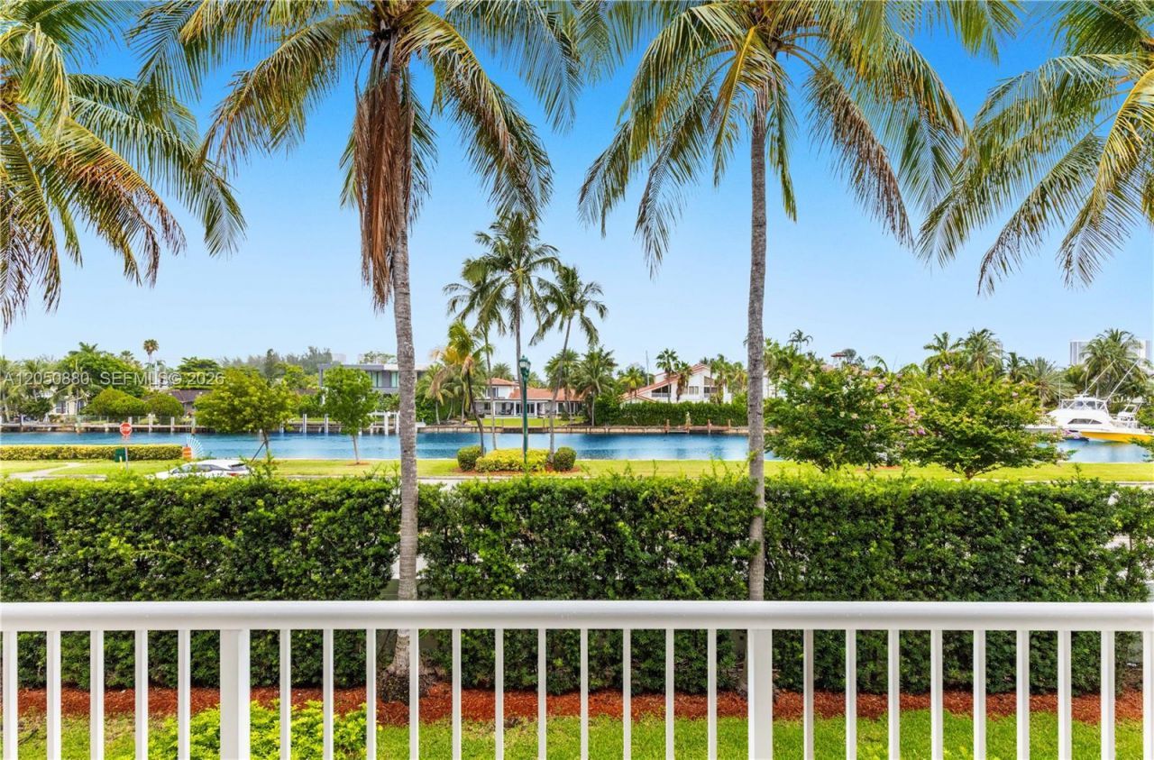21399 Marina Cove Cir, Unit M-15, Aventura, FL 33180 Photo