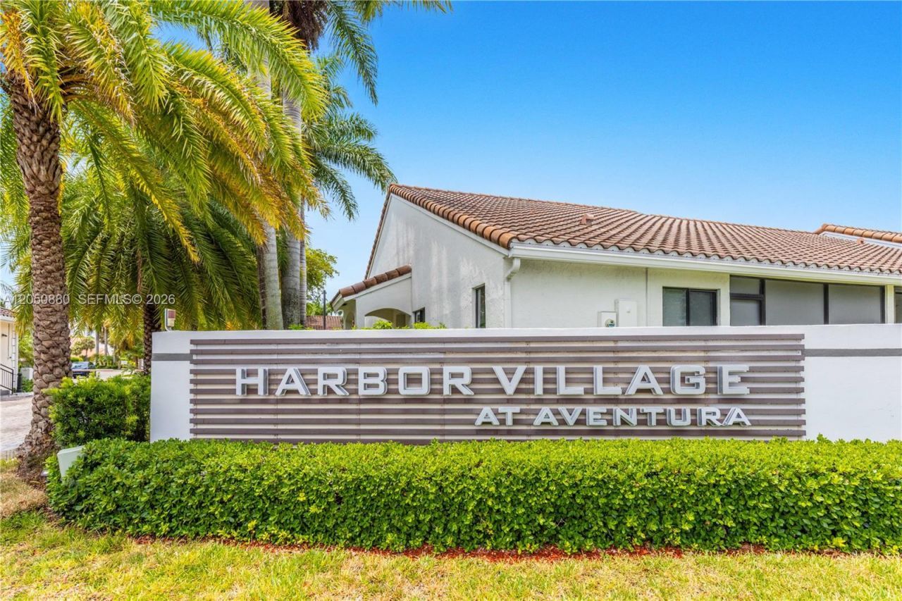 21399 Marina Cove Cir, Unit M-15, Aventura, FL 33180 Photo