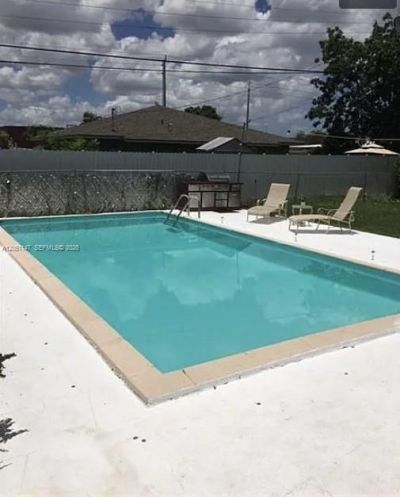 2125 NW 126th St, Miami, FL 33167 Photo