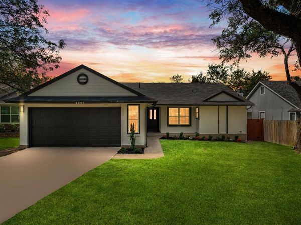 6807 Luckenbach LN, Austin, TX 78729
