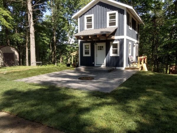 8523 W Easy Street, Mears, MI 49436