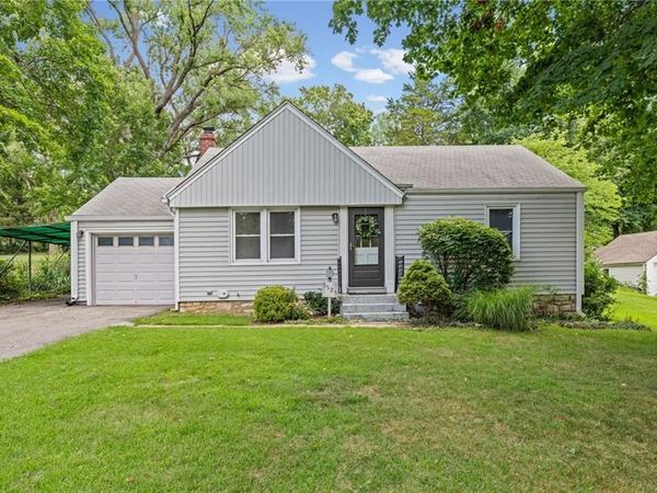 5525 Hadley Street, Merriam, KS 66202