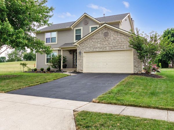 6432 Ashbrook Village Drive , Canal Winchester, OH 43110