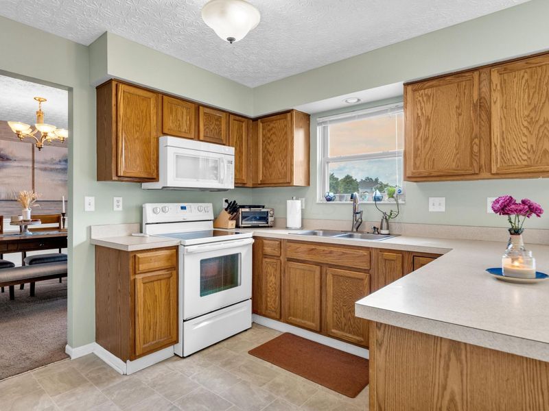 6432 Ashbrook Village Drive, Canal Winchester, OH 43110 Photo 16