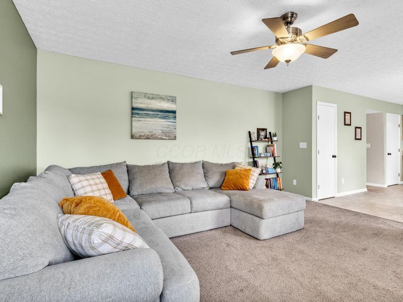 6432 Ashbrook Village Drive, Canal Winchester, OH 43110 Photo 24