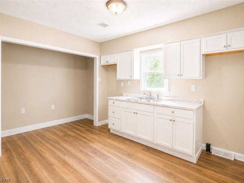 3422 W 52nd Street, Cleveland, OH 44102 Photo 15