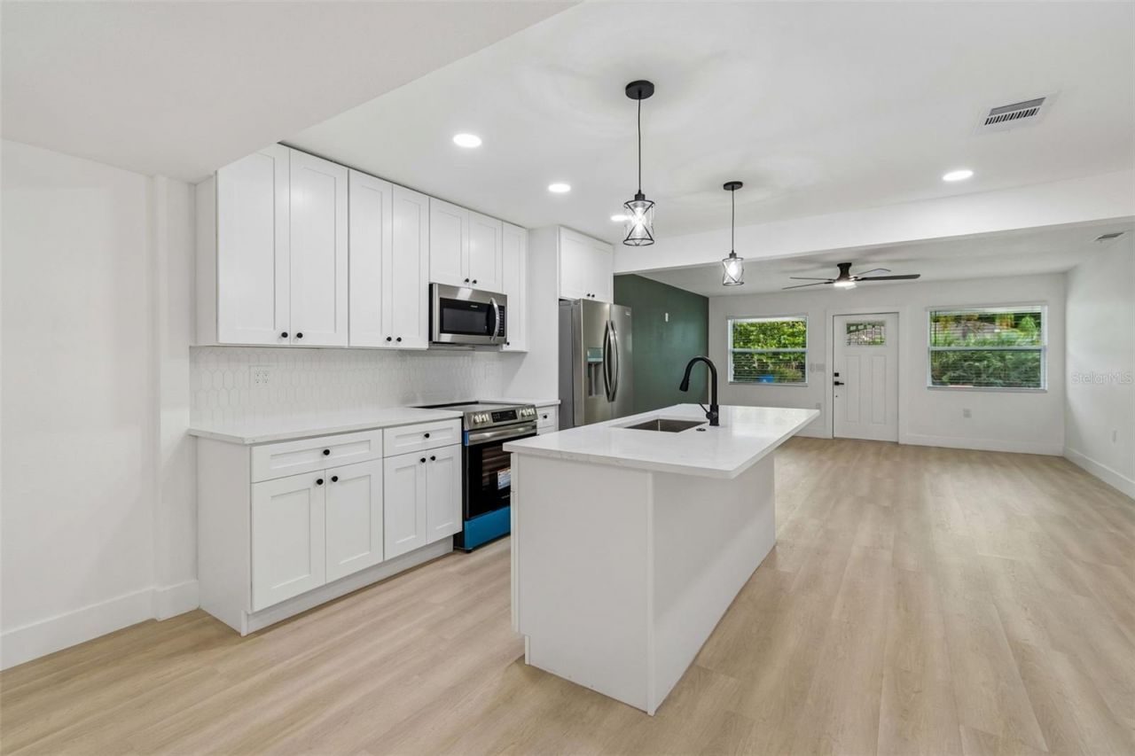 1509 15th Ave W , Bradenton, FL 34205 Photo