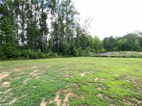 4766 Denton Road , Thomasville, NC 27360