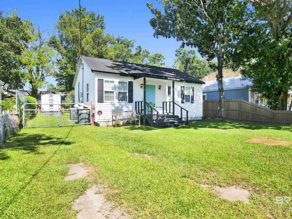403 N Pine Street, Foley, AL 36535