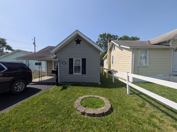 1765 Hillcrest Avenue , Obetz, OH 43207