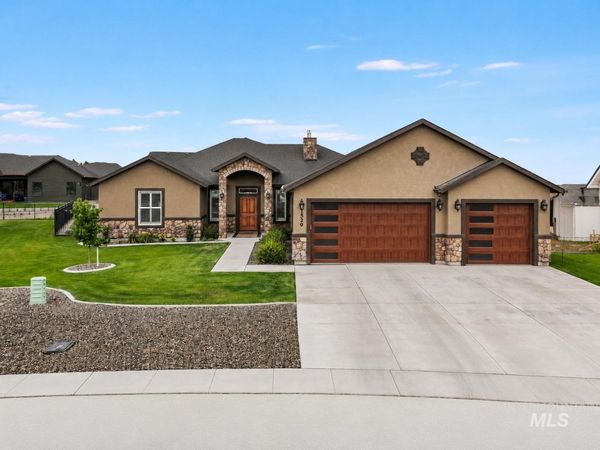 1529 Clear Creek Loop, Twin Falls, ID 83301