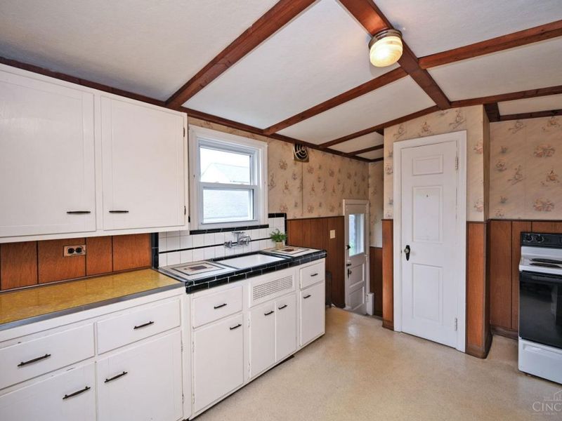 7106 Carnation Avenue, Deer Park, OH 45236 Photo 12