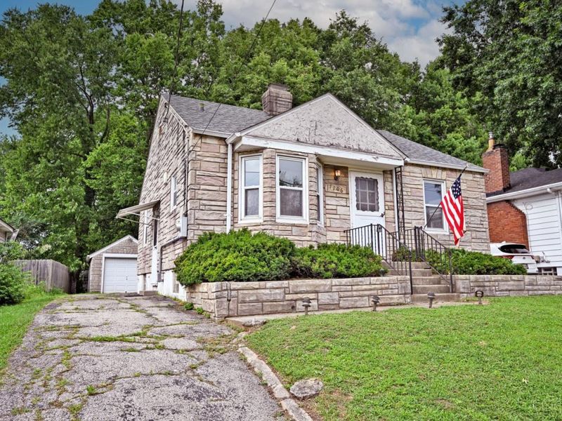 7106 Carnation Avenue, Deer Park, OH 45236 Photo 2