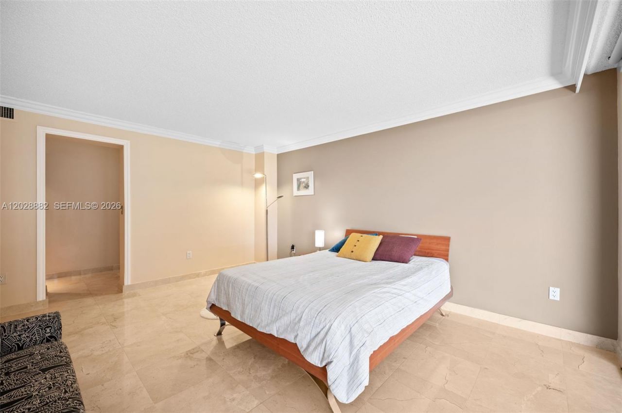 2901 S Bayshore Dr, Unit 6A, Coconut Grove, FL 33133 Photo