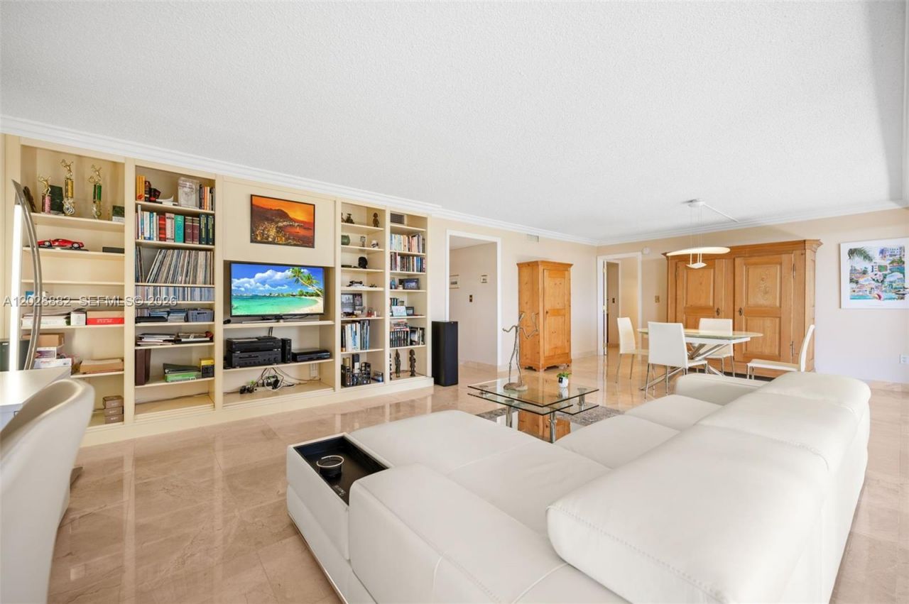 2901 S Bayshore Dr, Unit 6A, Coconut Grove, FL 33133 Photo